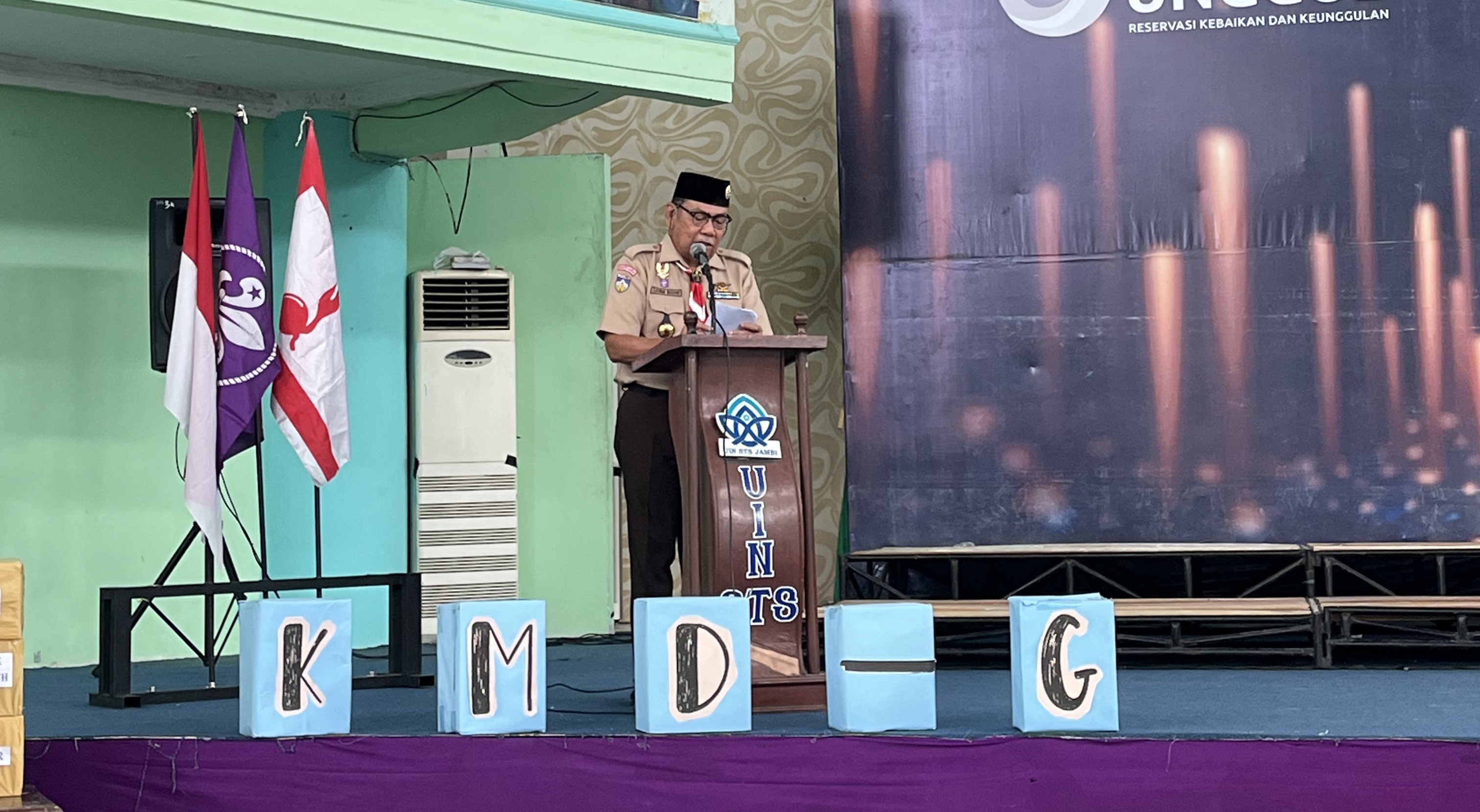 KA.KWARDA JAMBI TUTUP KMD-G BAGI MAHASISWA PRODI PGMI UIN STS JAMBI
